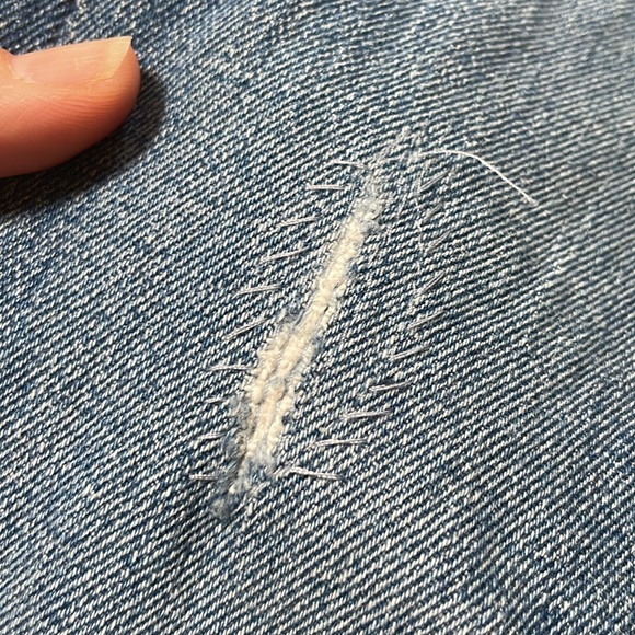 Levi’s 501s Medium Wash Jeans - Picture 10 of 11